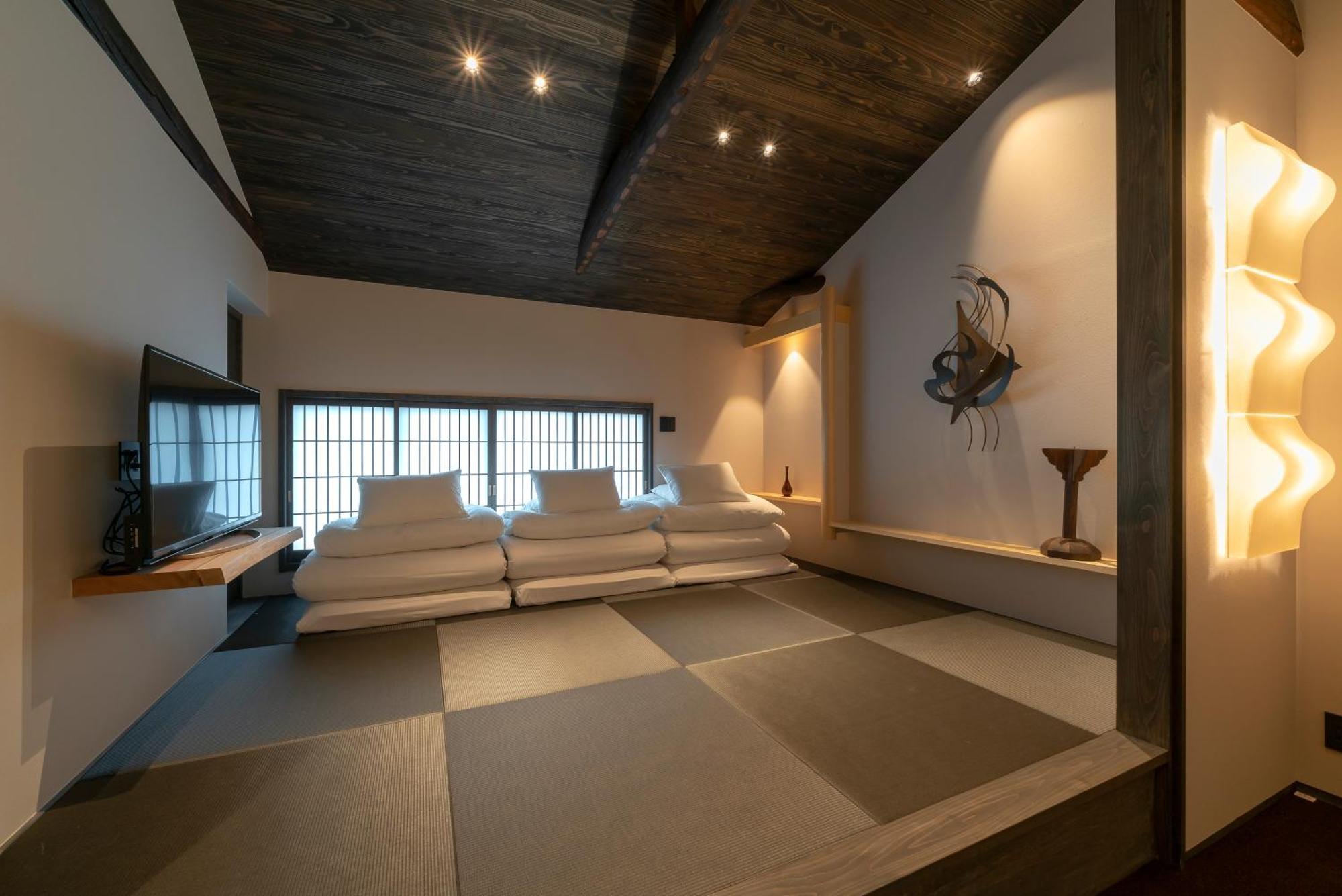 Apartment Hinaya Gojo